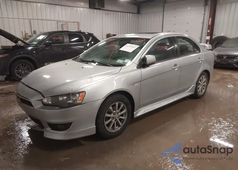 2011 Mitsubishi Lancer Es z USA, uszkodzony, nr VIN JA32U2FU1BU039984